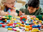 Lego Classic 11021 90 Jahre Spielspaß