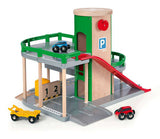 BRIO World - Parkhaus, Straßen & Schienen