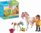 PLAYMOBIL Country 71243 Pferd mit Fohlen, Tiere für den Reiterhof, ab 4 Jahren