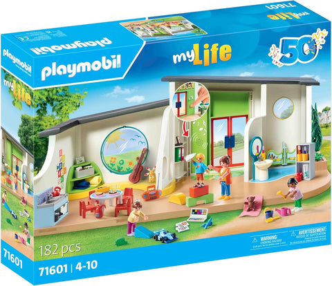 PLAYMOBIL MyLife 71601 Kita 'Regenbogen' für Kinder ab 4 Jahren